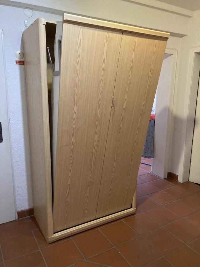 Oreste Overath Exteriör bild